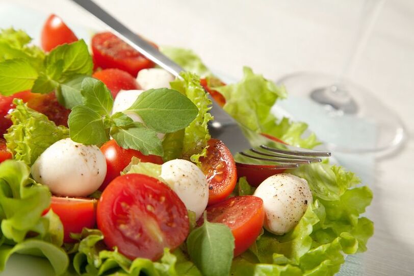 sallatë perimesh për dietën Dukan